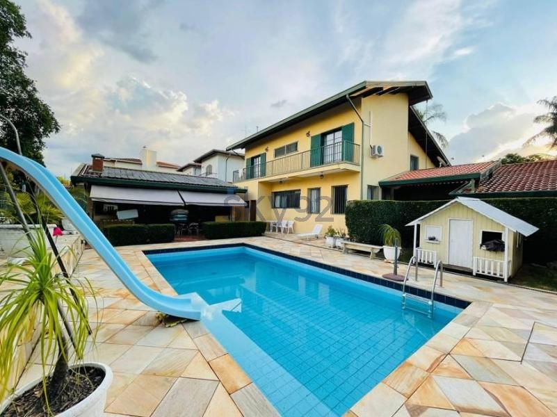 Casa para Alugar ou Comprar com Piscina e Área Gourmet no Chácara Primavera